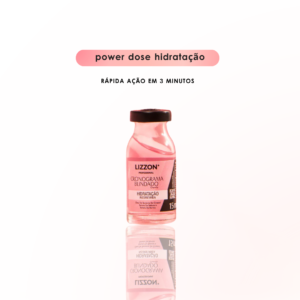 Um pequeno frasco rosa com o rótulo Power Dose Hidratação fica na vertical em um fundo branco, apresentando uma ação rápida em 3 minutos - perfeito para manter seu cabelo macio e hidratado.